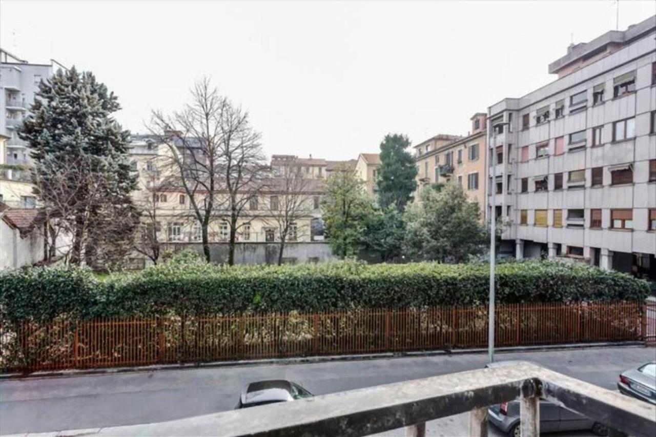 Porta Romana Comfortable Flat Con Balcone 米兰 外观 照片